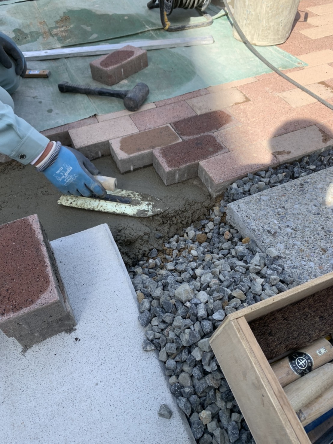 インターロッキング（敷きレンガ）